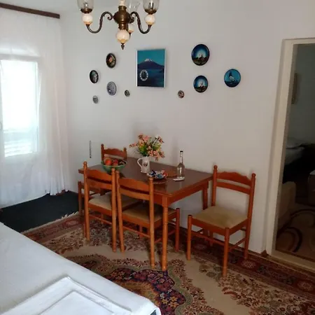 Dada 2 Apartament *