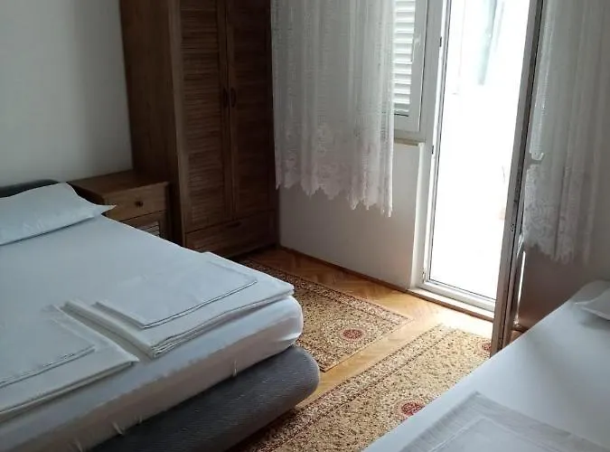 Dada 2 Lägenhet Podaca