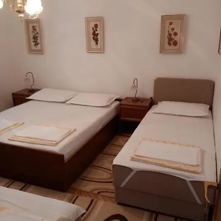 Appartement Dada 2 *